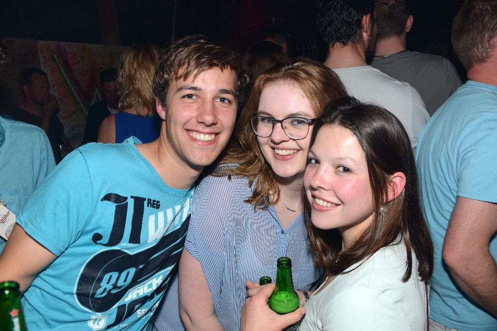 ../Images/Feest zonder naam 2015 239.jpg